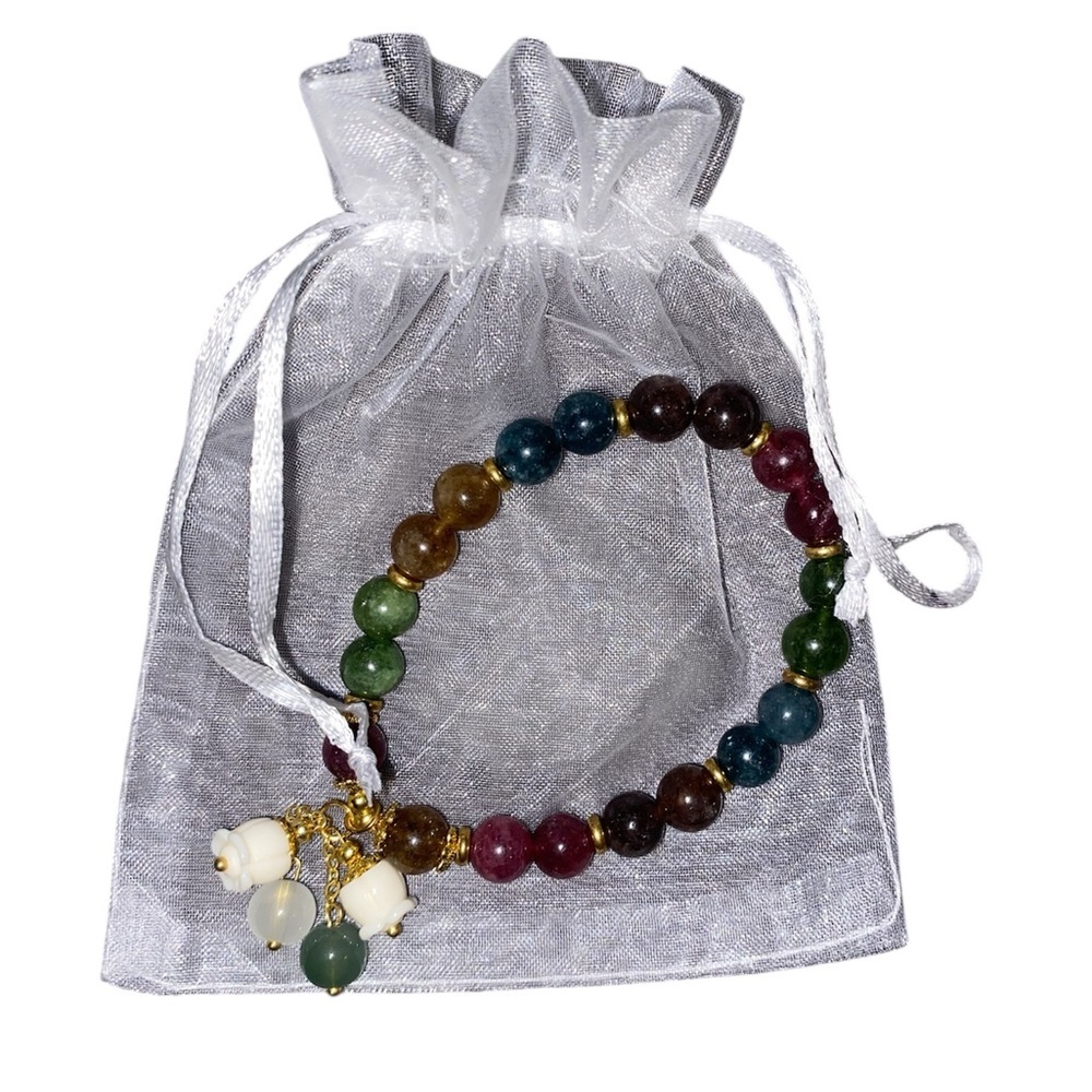 TOURMALINE NWOT BEADED BRACELET